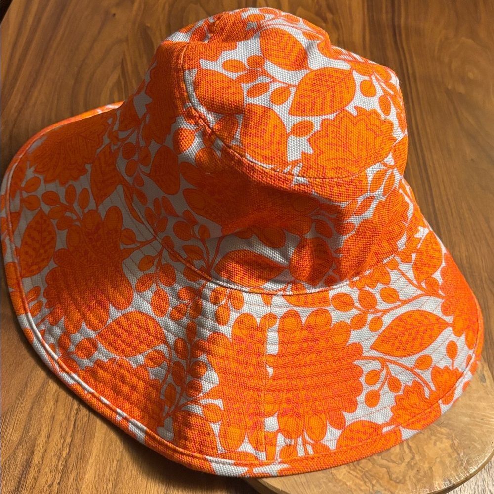 Boden Orange Floral Beach Hat